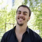 Lucas Chambon Jardinier Paysagiste et g&eacute;rant de l'entreprise Mont Jardin &agrave; Th&ocirc;nes